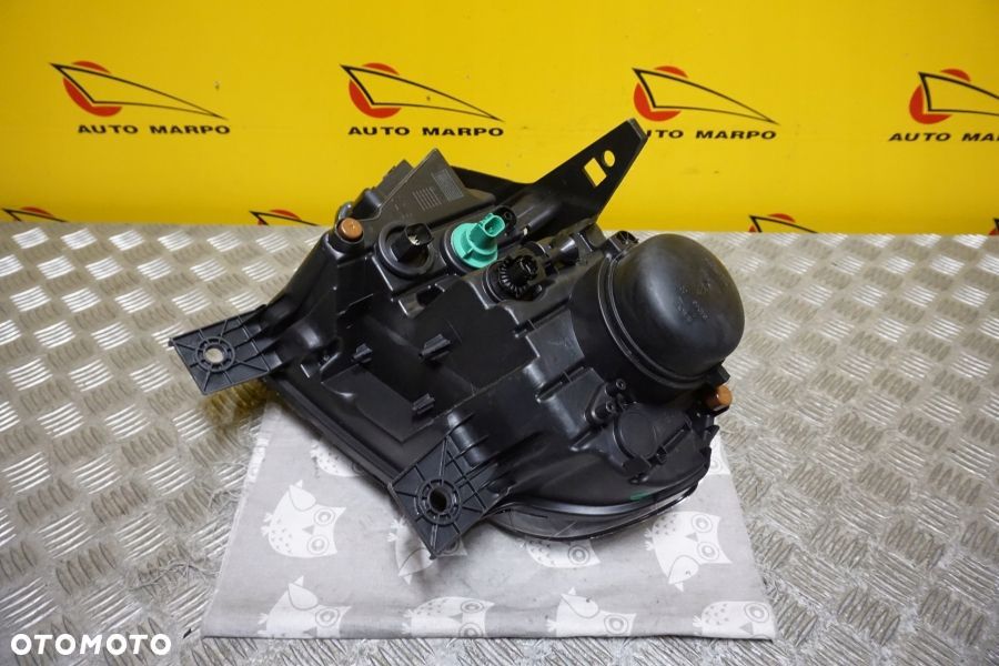 DODGE DURANGO 2014- REFLEKTOR LAMPA PRAWA CIEMNA ZWYKŁA Z LED USA - 13