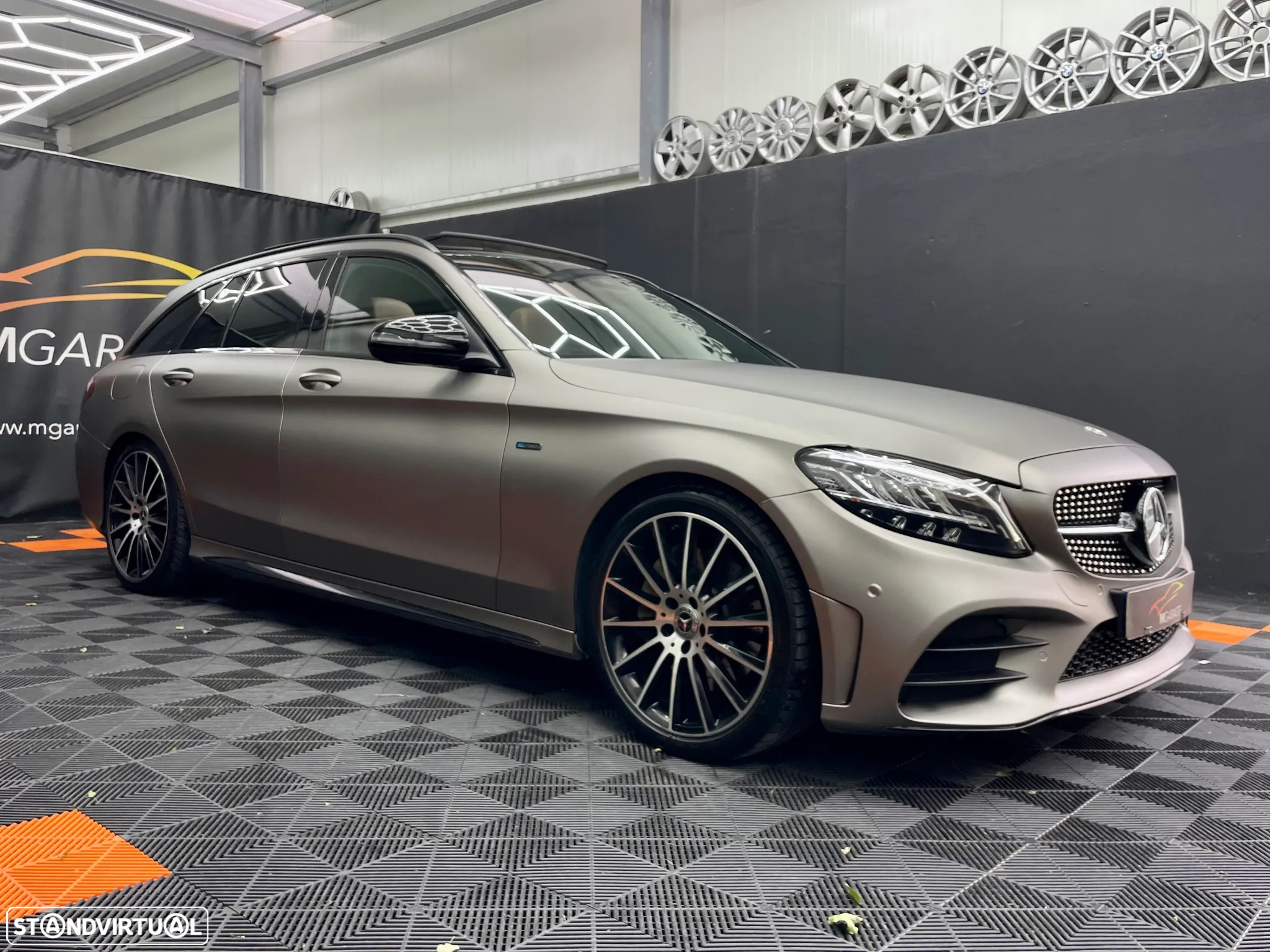 Mercedes-Benz C 300 de AMG Line - 12