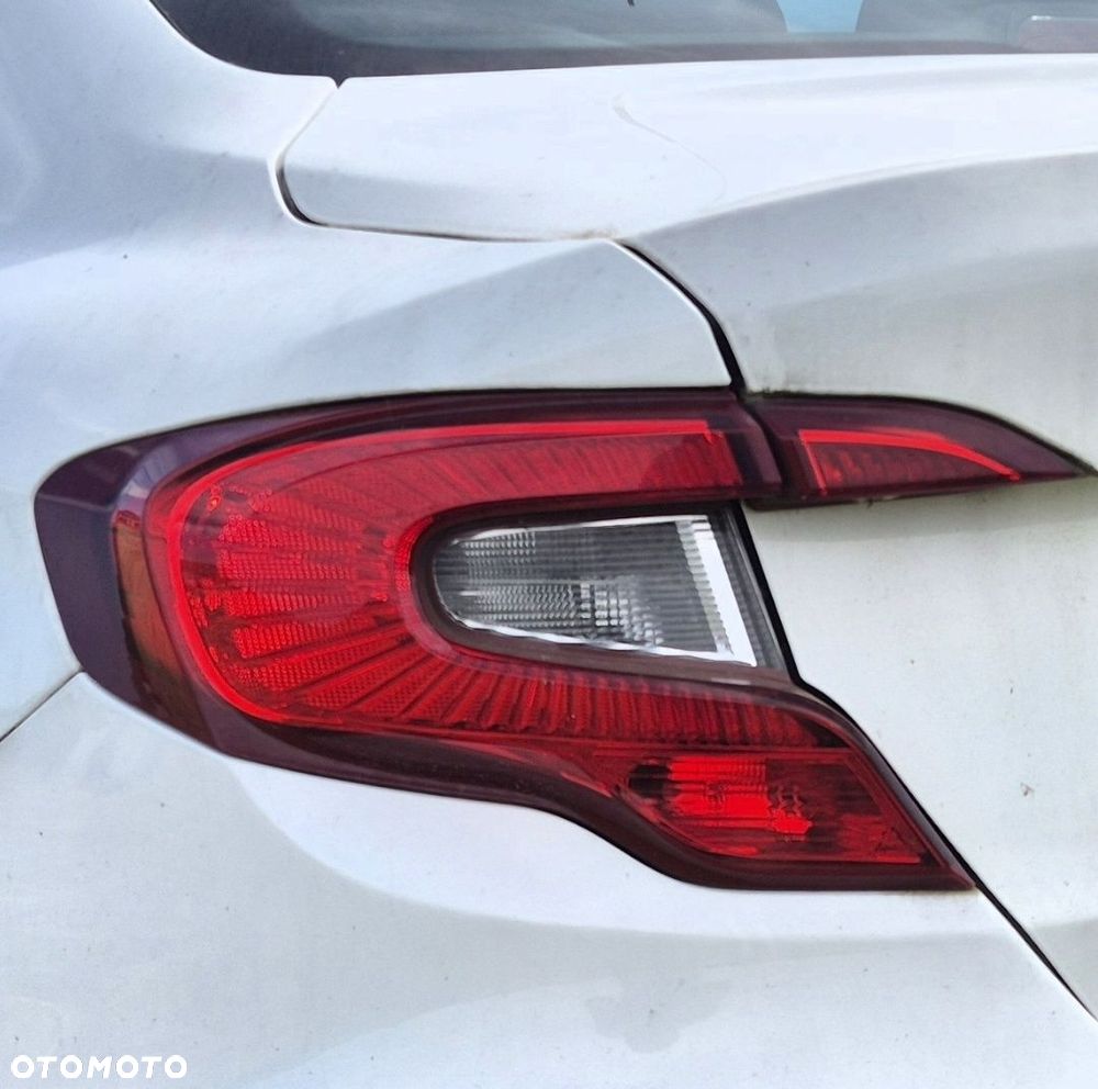 Lampa tył tylna fiat tipo sedan
