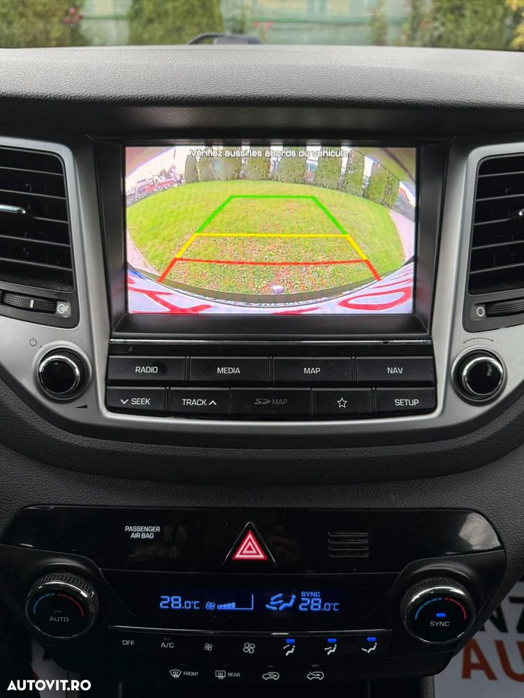Hyundai Tucson blue 1.7 CRDi 2WD DCT Premium - 13