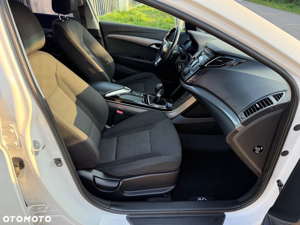 Hyundai i40 1.6 GDI Comfort + - 33