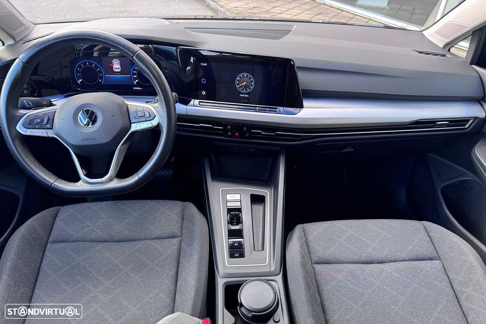 VW Golf 1.5 eTSI Style DSG - 8