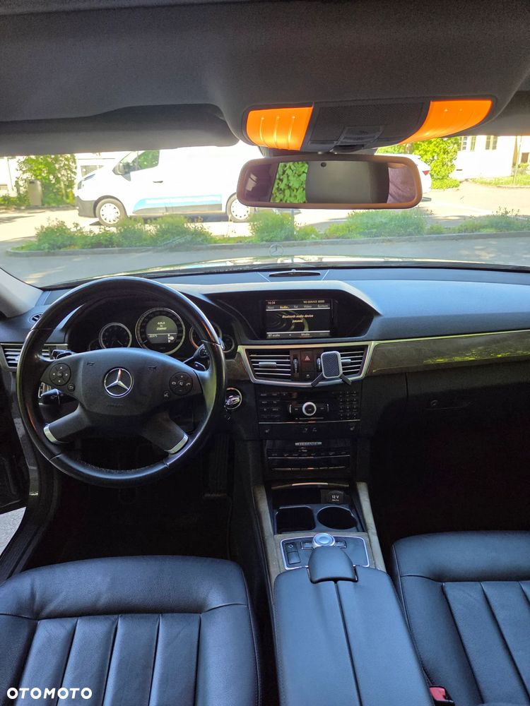 Mercedes-Benz Klasa E 350 CDI BlueEff Elegance - 15