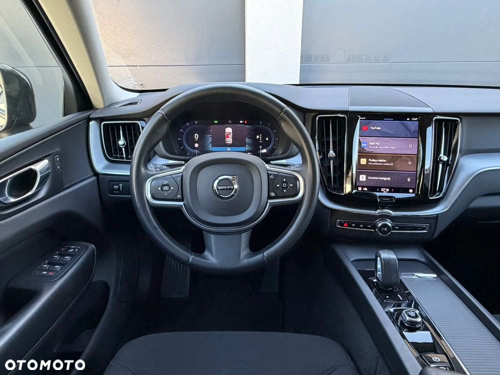 Volvo XC 60 B4 D AWD Core - 8