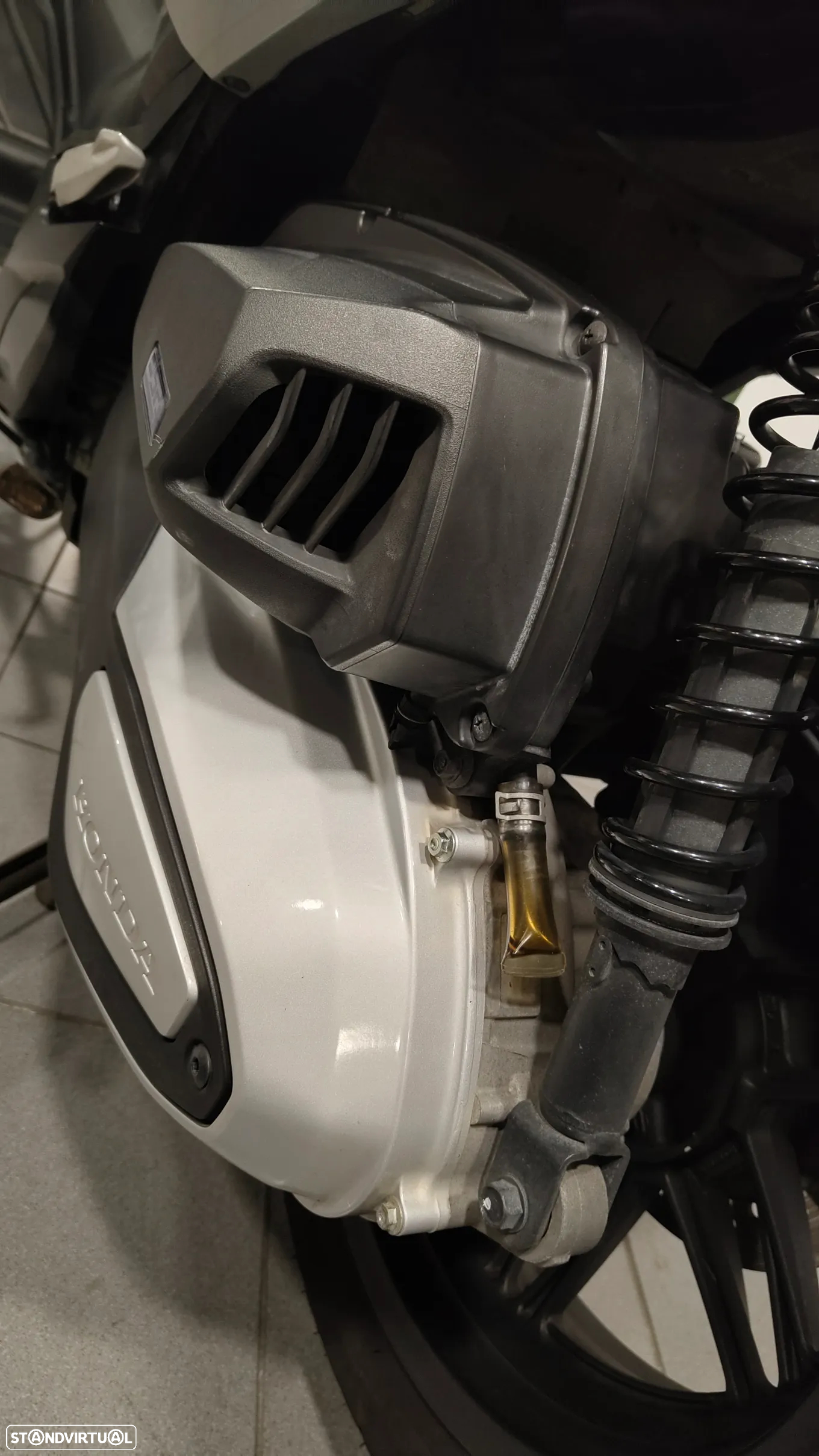 Honda Forza 350 - 8