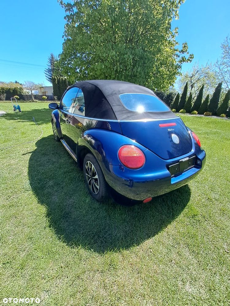 Volkswagen New Beetle - 5