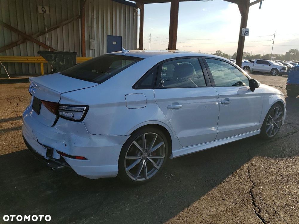 Audi S3 Limousine 2.0 TFSI Quattro S tronic - 4