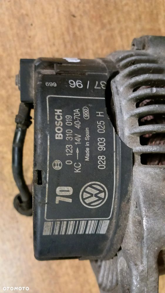 Alternator Volkswagen Golf 3 III Polo 6N Lupo Cordoba Ibiza 70A Bosch 028903025H 1.0 1.4 1.6 Benzyna - 4