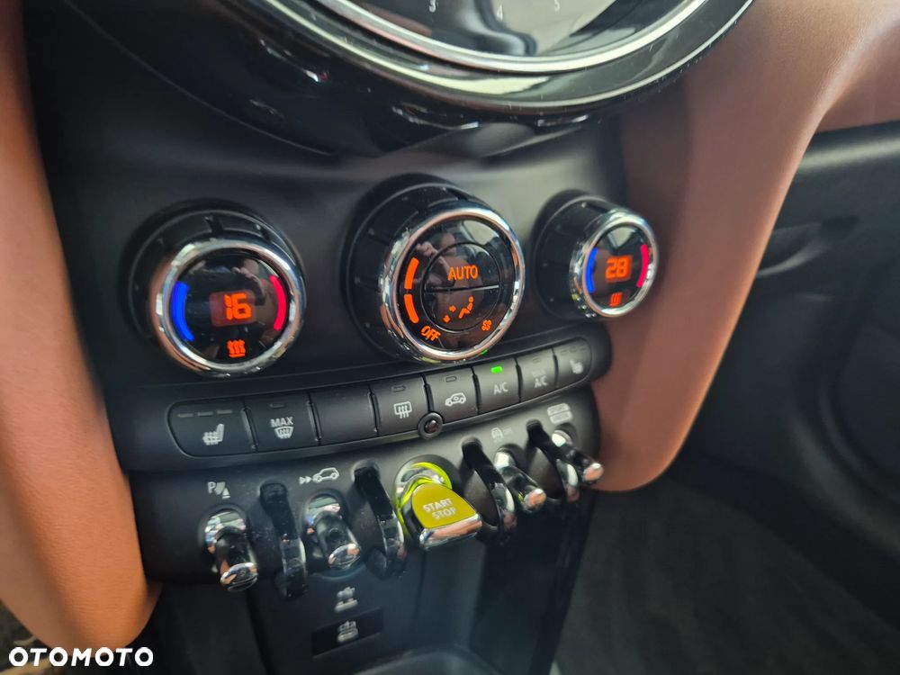 MINI Cooper SE - 18