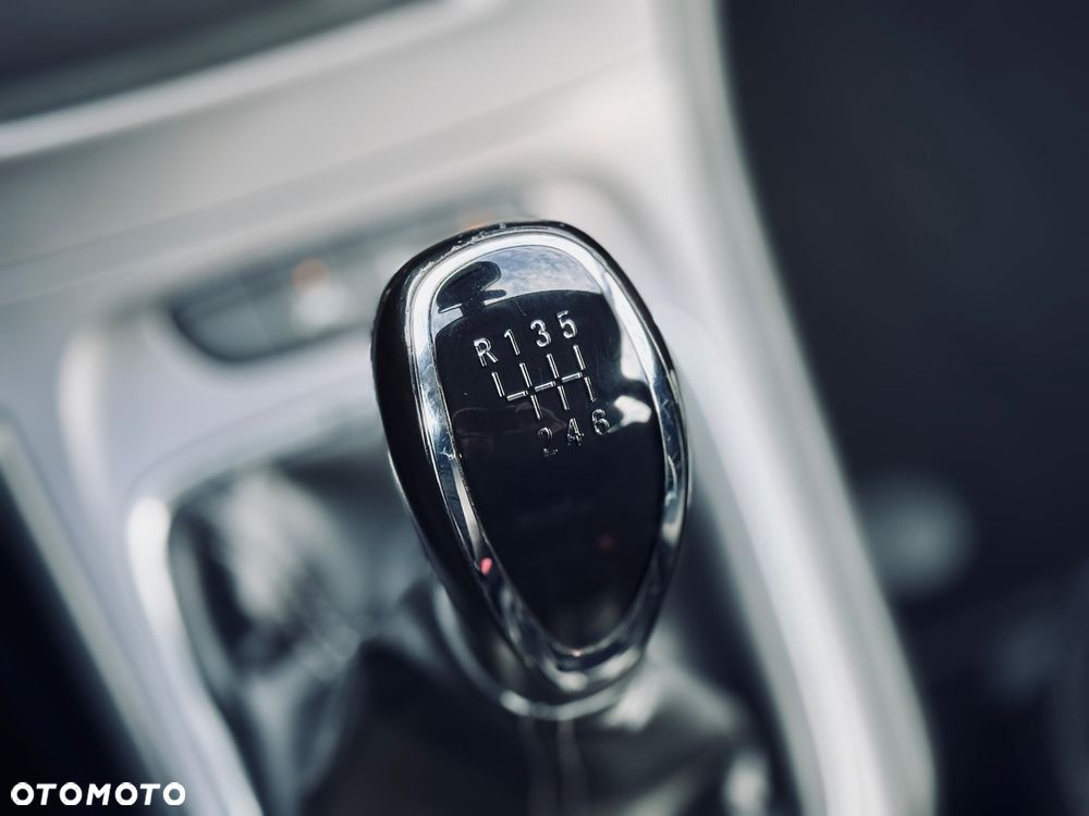 Opel Astra 1.4 Turbo Dynamic - 26