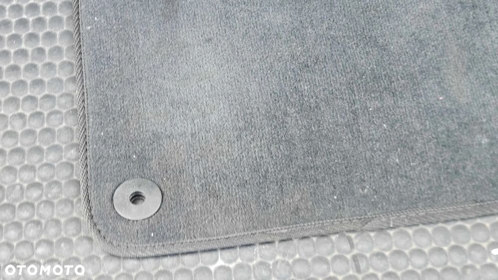 Dywaniki Wycieraczki Wykładzina Czarne Welur Europa Komplet Audi A4 B6 B7 Seat Exeo Sedan Kombi - 16