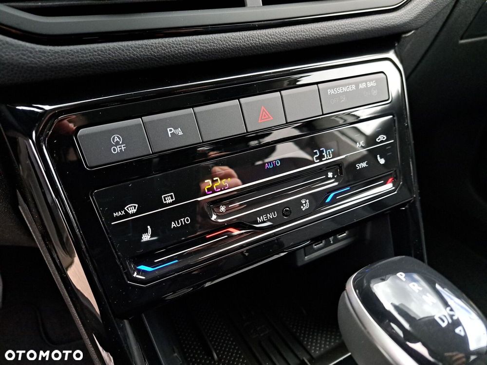 Volkswagen T-Cross 1.5 TSI ACT Life Plus DSG - 24