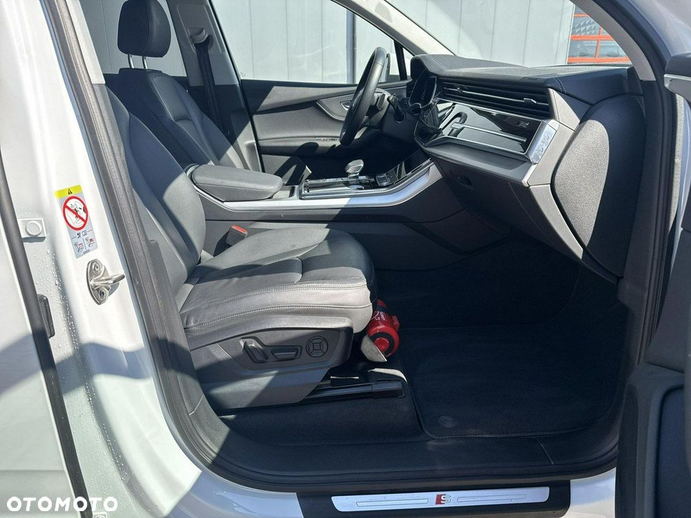 Audi Q7 - 19