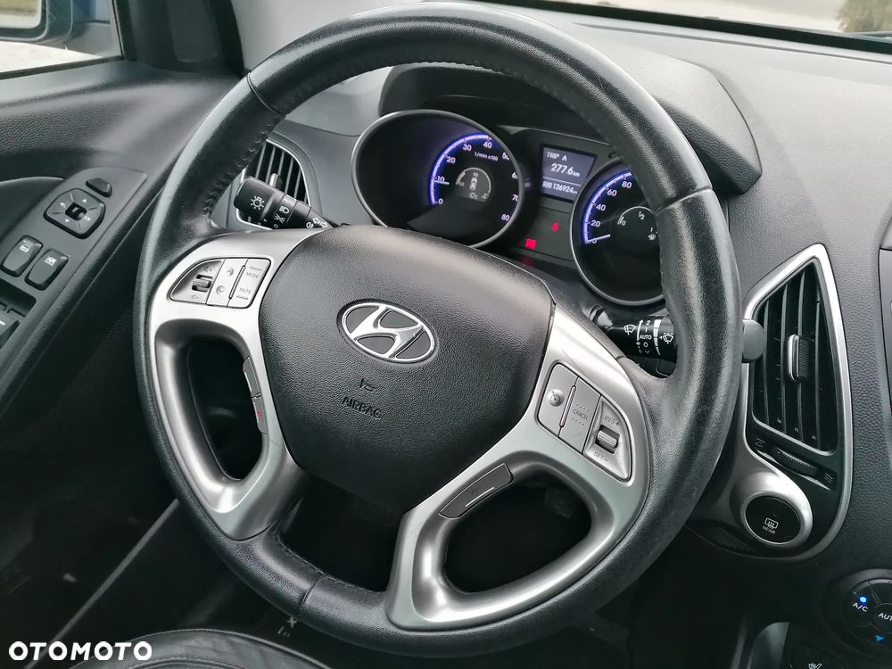 Hyundai ix35 1.6 2WD blue Style - 16