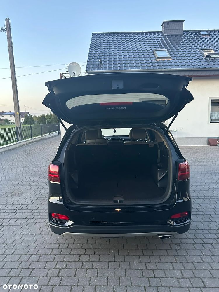 Kia Sorento - 9