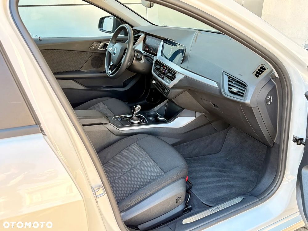 BMW Seria 1 118i Advantage - 14