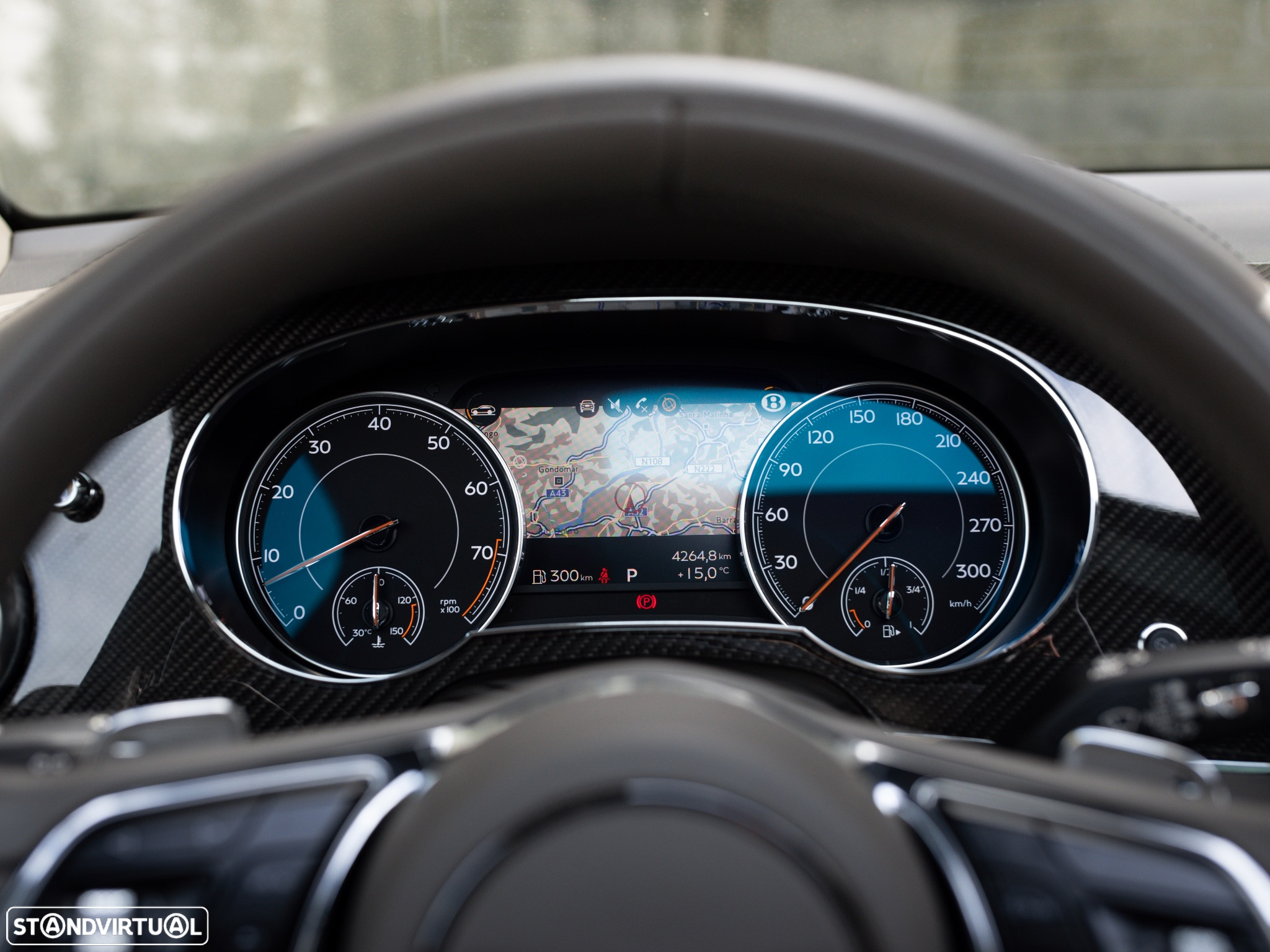 Bentley Bentayga V8 - 38