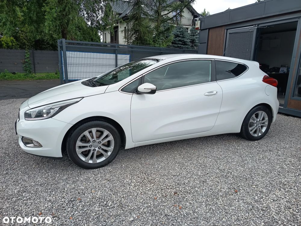 Kia ProCeed 1.6 CRDi ISG Spirit - 3