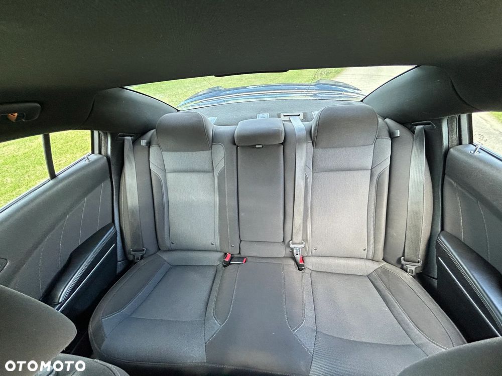 Dodge Charger 3.6 GT - 9