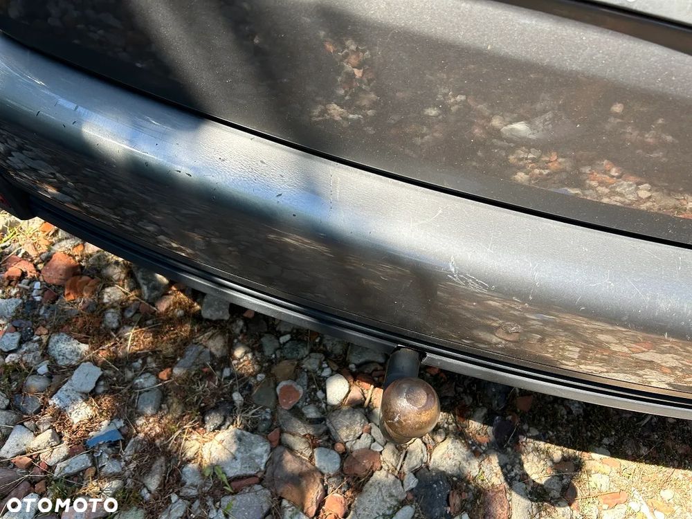 Volkswagen Touran 2.0 TDI DPF Cross - 8