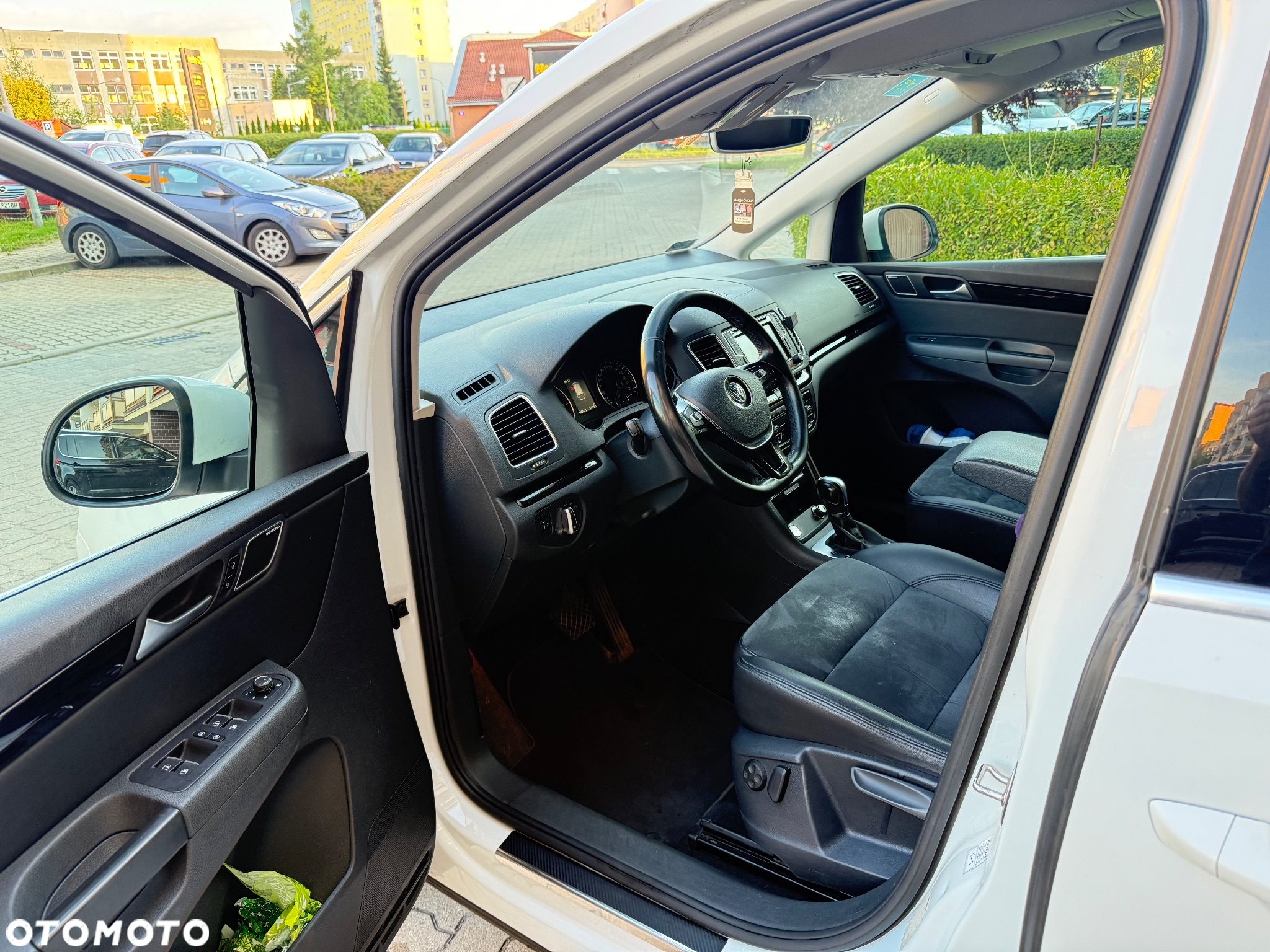 Volkswagen Sharan 2.0 TDI BMT Highline DSG - 9