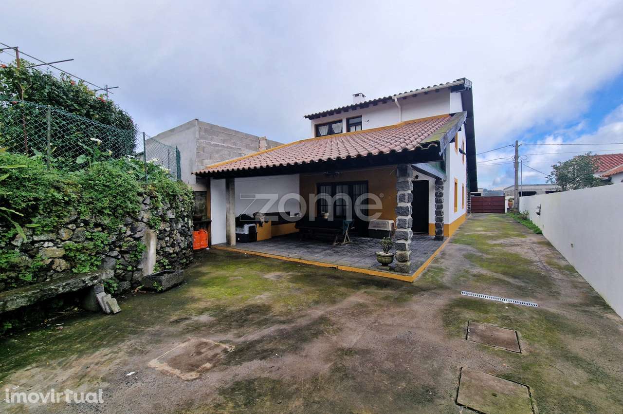 Moradia Rústica T3 com Espaço Exterior – Pico da Pedra, Ribeira Gra... - Grande imagem: 3/17