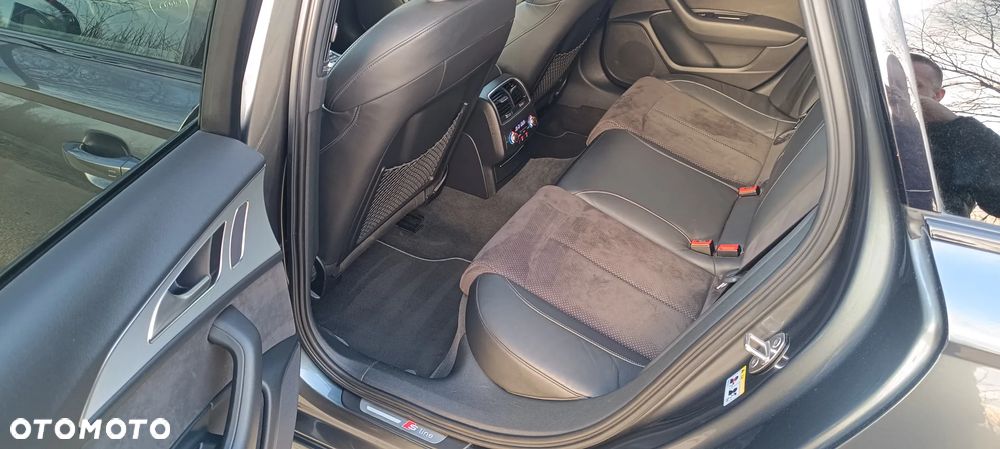 Audi A6 Avant 2.0 TDI quattro S tronic - 13