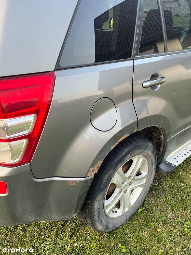 Suzuki Grand Vitara 1.9 DDiS Comfort EU5 - 3