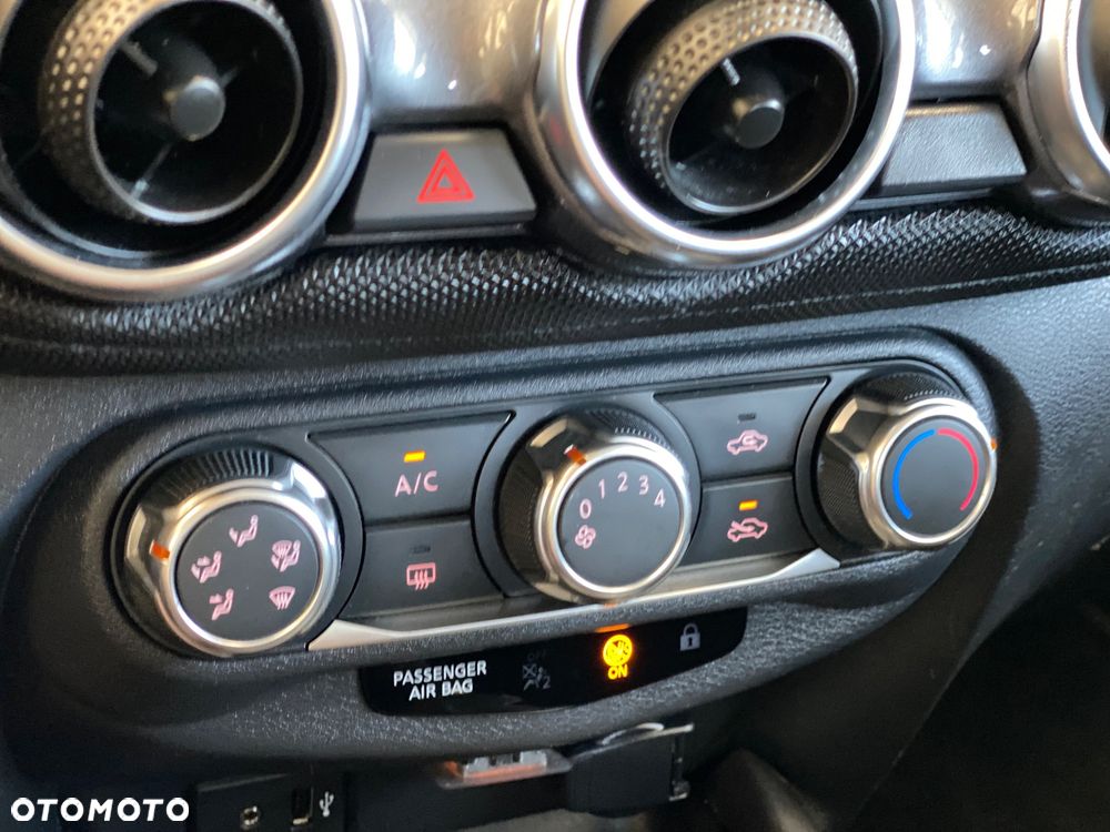 Nissan Juke 1.0 DIG-T Visia - 30