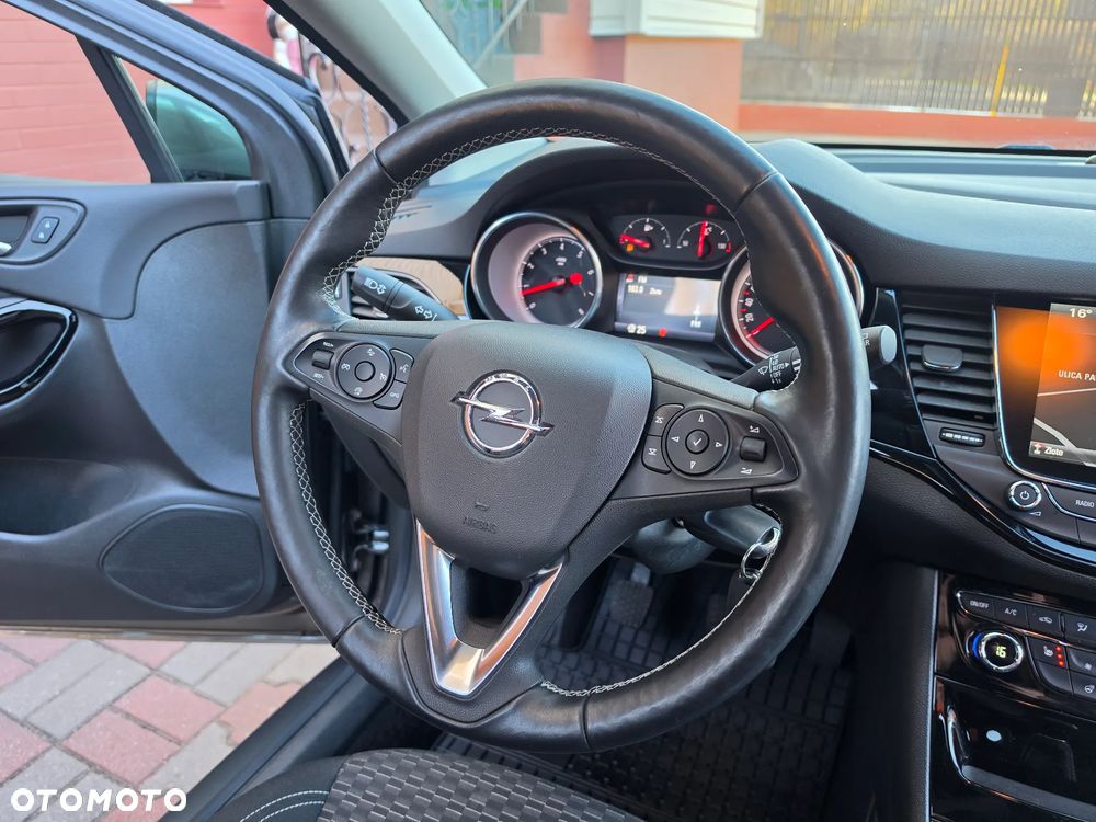 Opel Astra 1.4 T Cosmo EU6 - 22