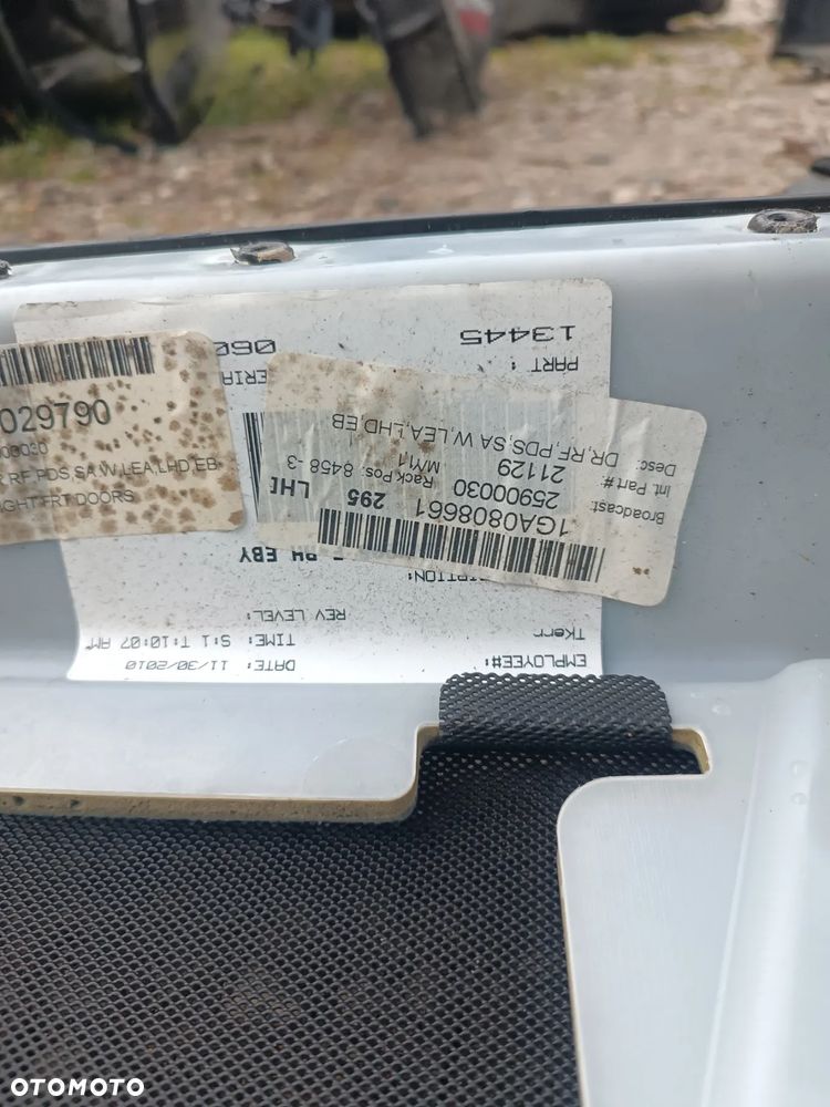 2008-2011 CADILLAC STS TAPICERKA BOCZEK PRZEDNI PRAWY SKÓRA - 8