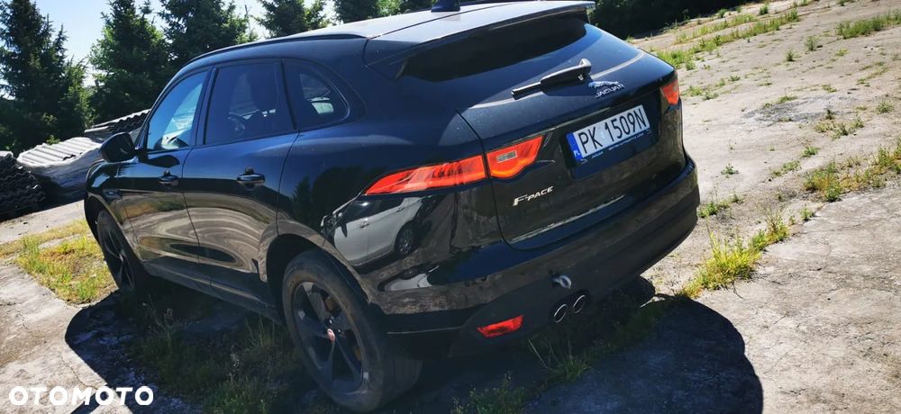 Jaguar F-Pace 2.0 i4D AWD R-Sport - 12