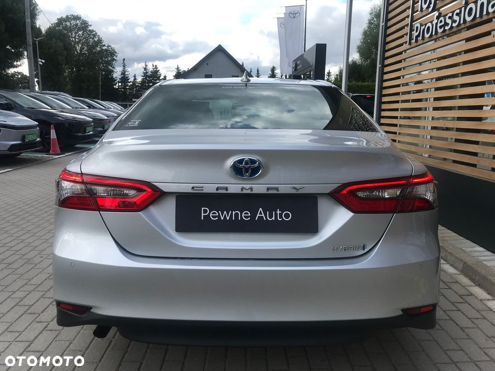 Toyota Camry 2.5 Hybrid Prestige CVT - 8