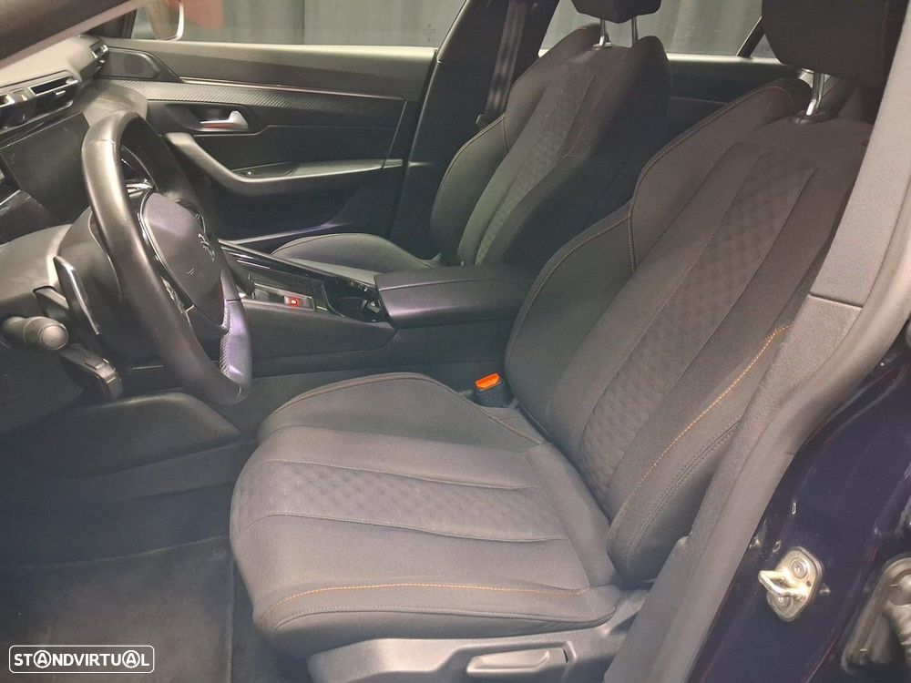 Peugeot 508 1.2 PureTech Active Pack EAT8 — fotografia 8