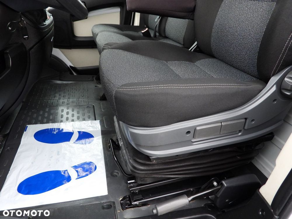 Fiat DUCATO KONTENER WINDA 8 PALET TEMPOMAT NAWIGACJA LEDY KLIMATYZACJA  130KM - 28