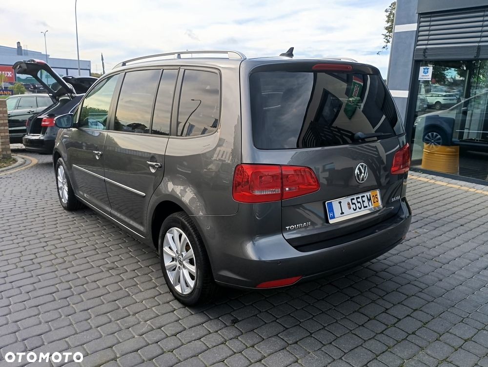 Volkswagen Touran 2.0 TDI BMT Comfortline Plus DSG - 12