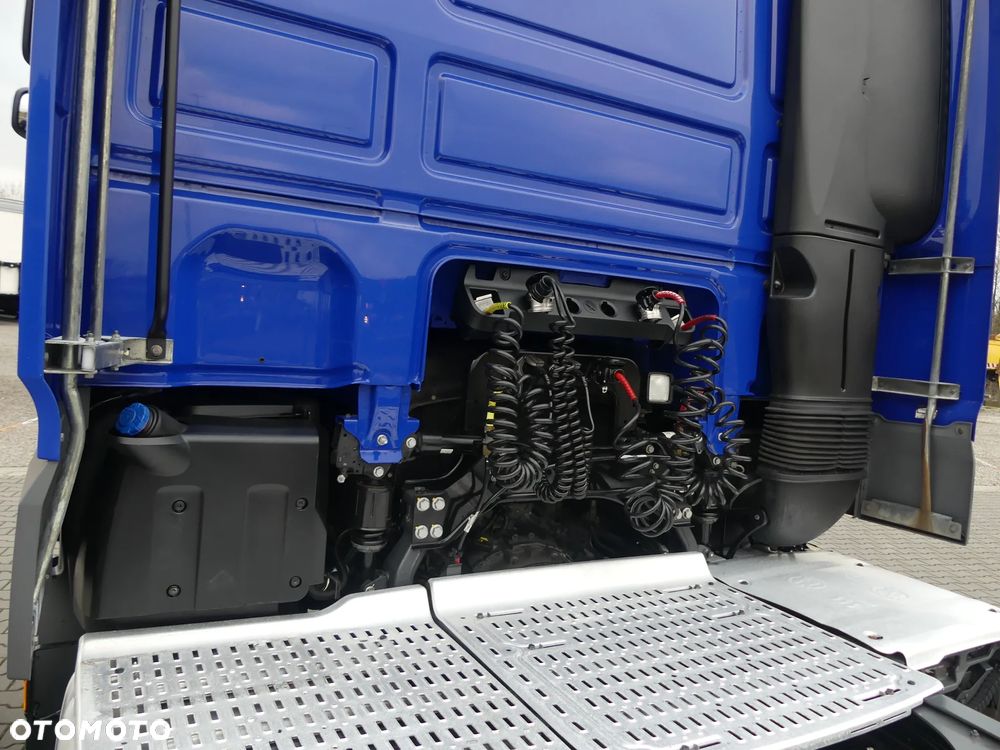 DAF XF 106.480 / SUPER SPACE CAB /  EURO 6 / STANDARD / - 18