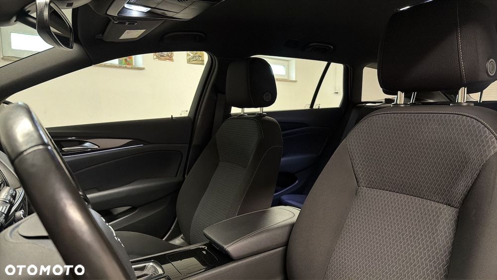 Opel Insignia 2.0 CDTI Business Edition S&S - 10