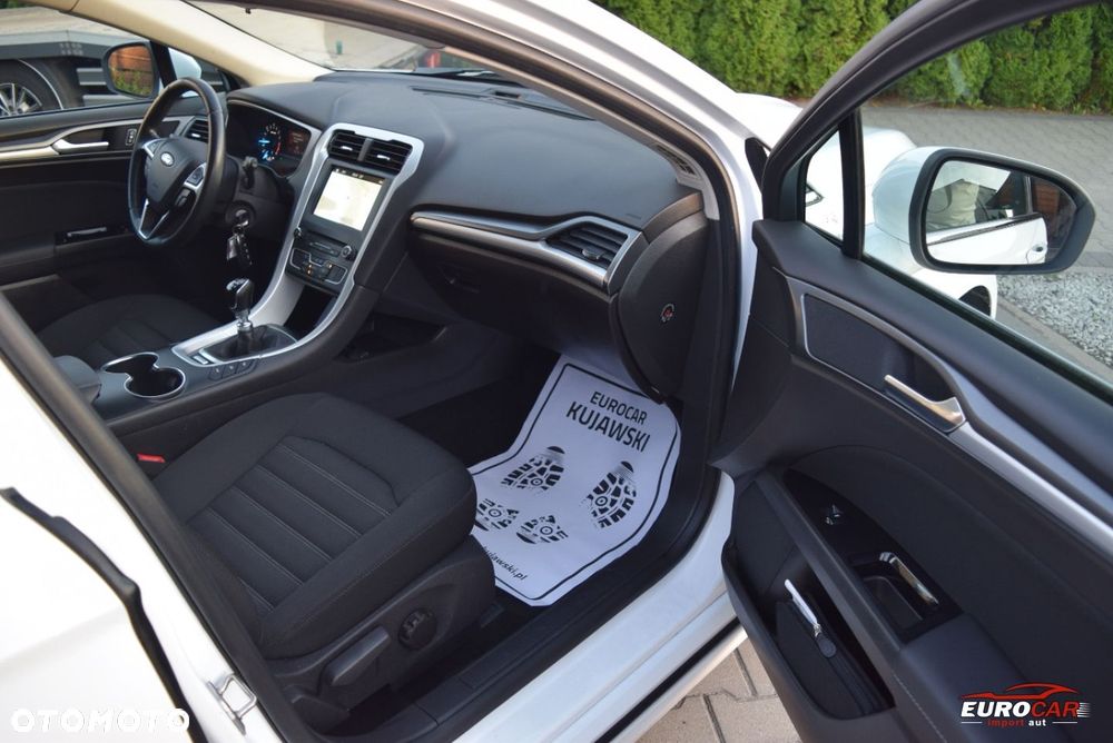 Ford Mondeo 2.0 TDCi Titanium - 16