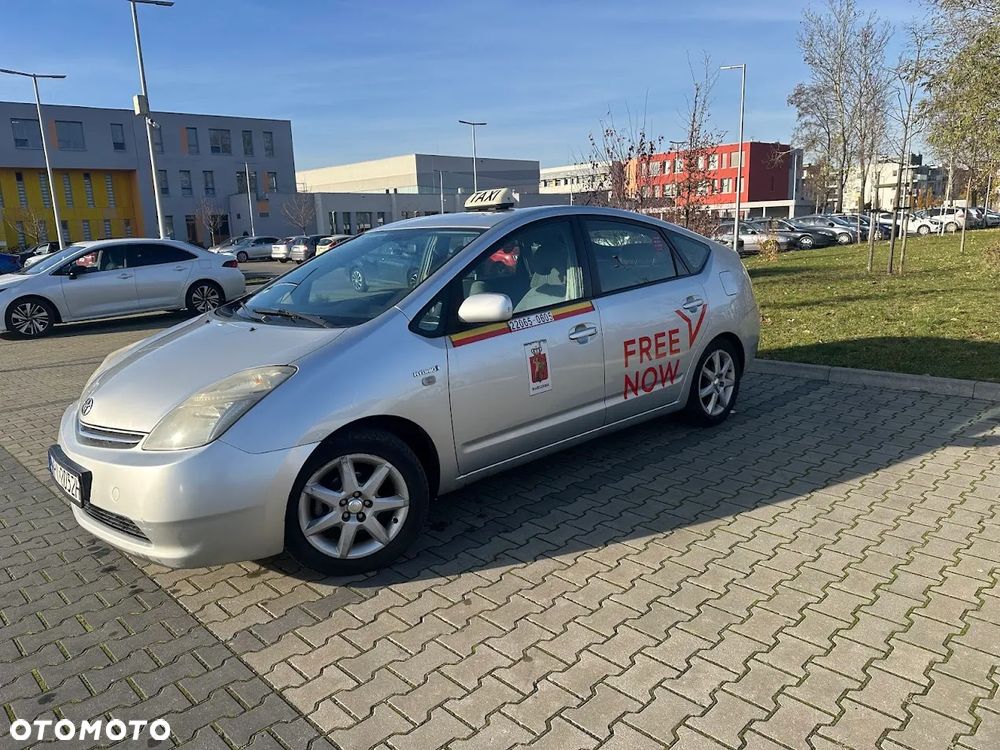 Toyota Prius 1.5 VVT-i Sol - 1
