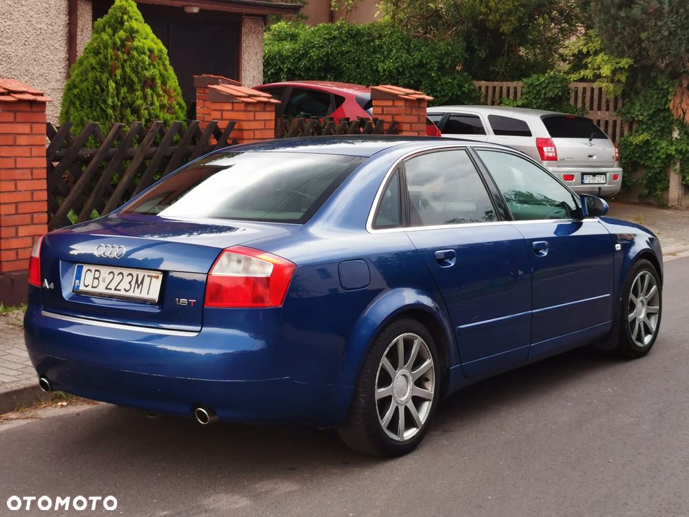 Audi A4 Limousine 1.8T - 13