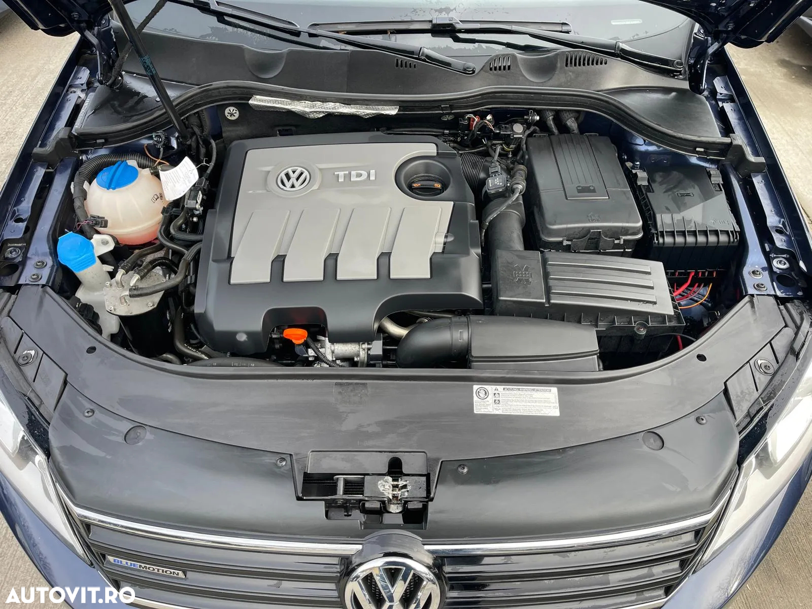 Volkswagen Passat Variant 1.6 TDI BlueMotion - 8
