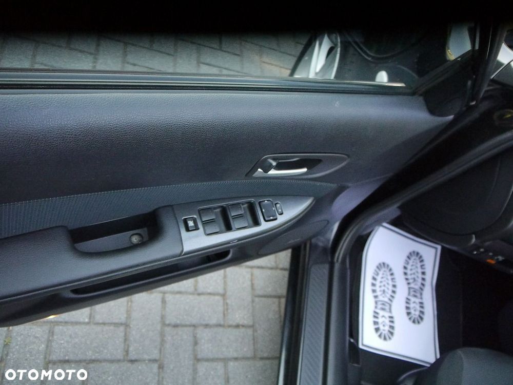 Mazda 6 2.0 Exclusive + - 34