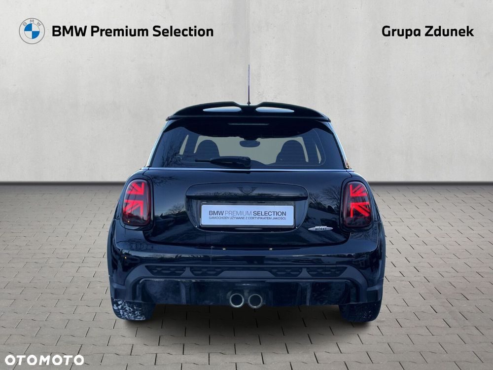 MINI John Cooper Works - 4