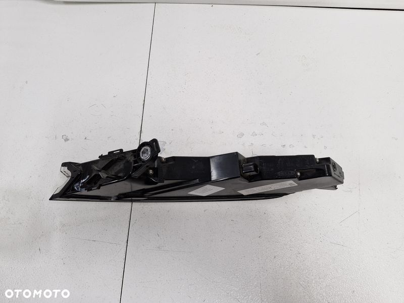 PORSCHE TAYCAN 9J1 LAMPA LEWY TYŁ TYLNA LEWA 9JA945095A - 13