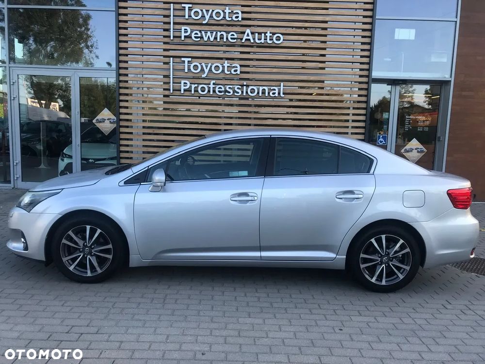 Toyota Avensis 1.8 Premium - 5