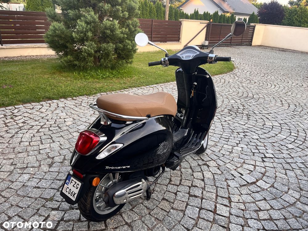 Vespa Primavera - 2