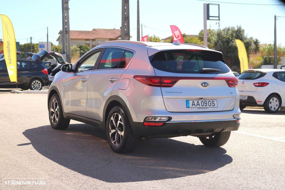 Kia Sportage 1.6 CRDi ISG MHEV Urban - 7