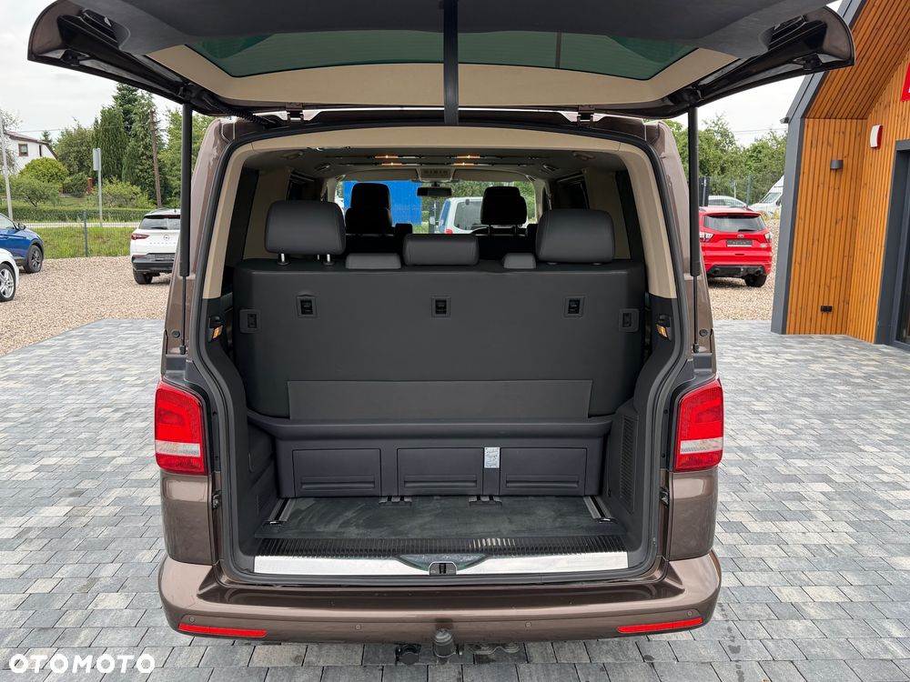 Volkswagen Multivan - 23