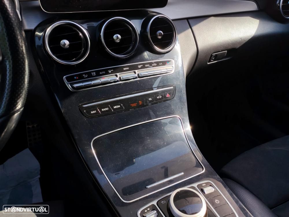 Mercedes-Benz C 220 d AMG Line - 22